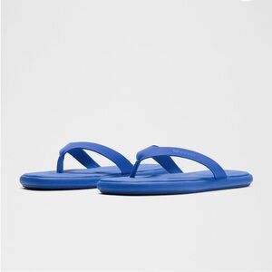 💙LULULEMON Restfeel Flip Flop. Size 10💙